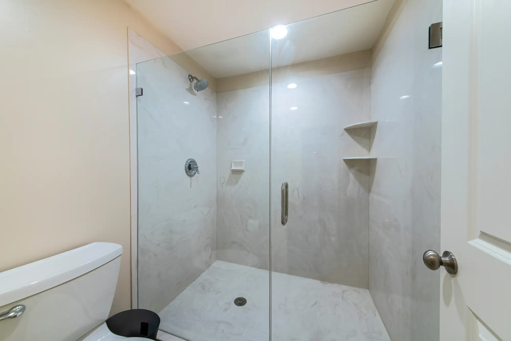 Frameless Shower Doors Laurel, NY | OMG Shower Doors