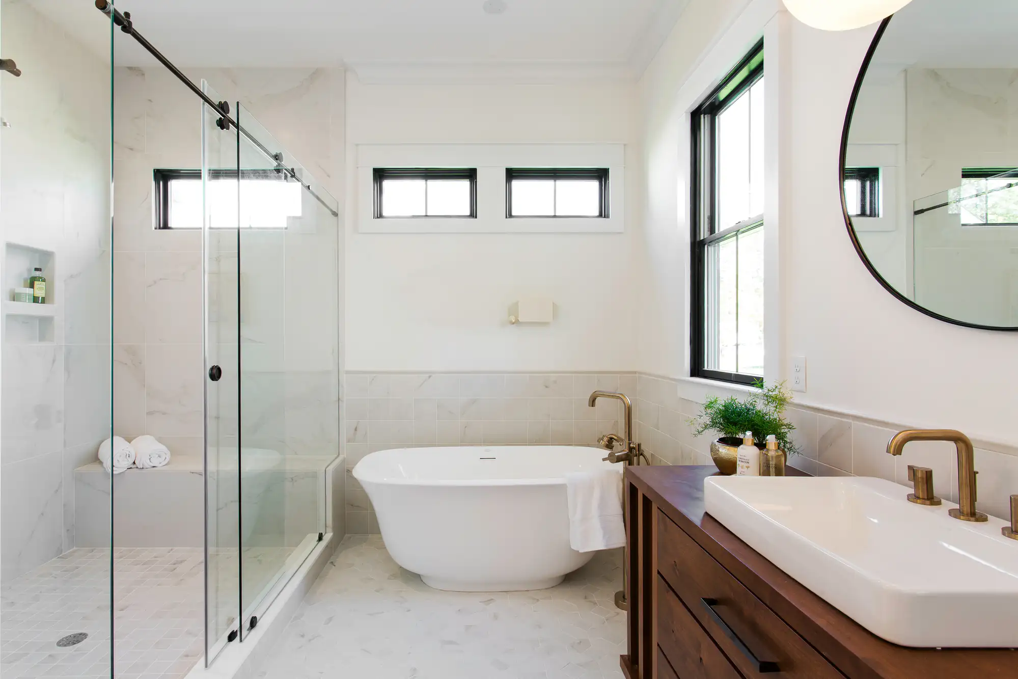 Glass Shower Doors Commack, NY | OMG Shower Doors