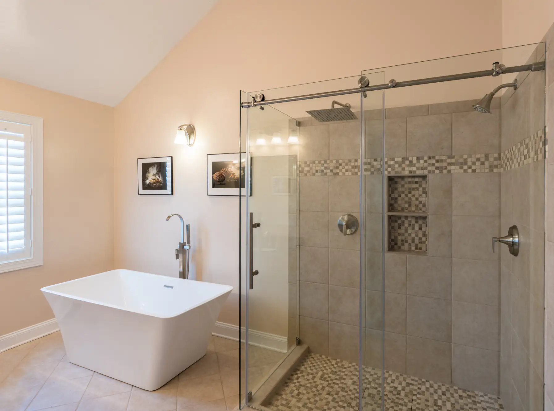 Sliding Bathtub Doors Mattituck, NY | OMG Shower Doors