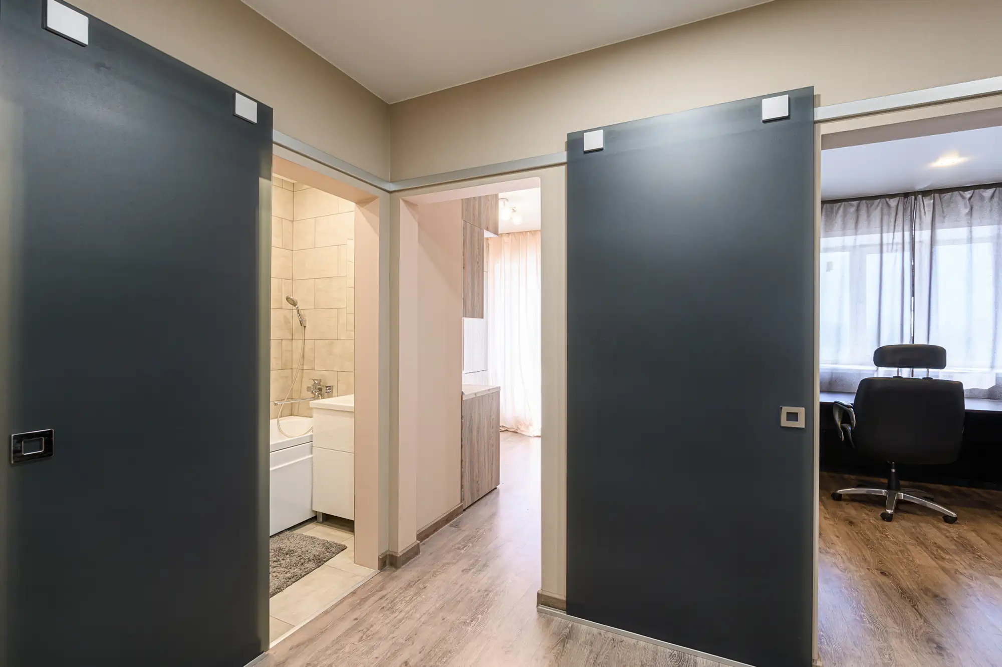 Sliding Bathtub Doors Mattituck, NY | OMG Shower Doors